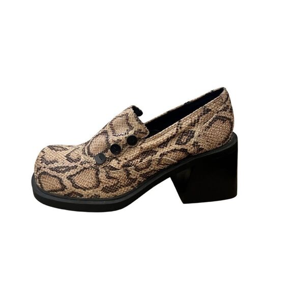 Bakers Pilgrim Animal Print Clogs - Picture 2 of 6